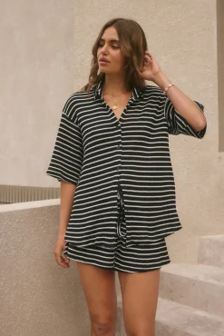 Two-Piece Shorts Set>Hello Molly Across Oceans Set Black