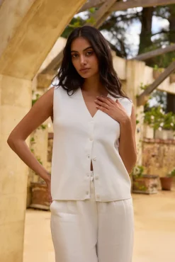 Cropped>Hello Molly Blair Vest Top White