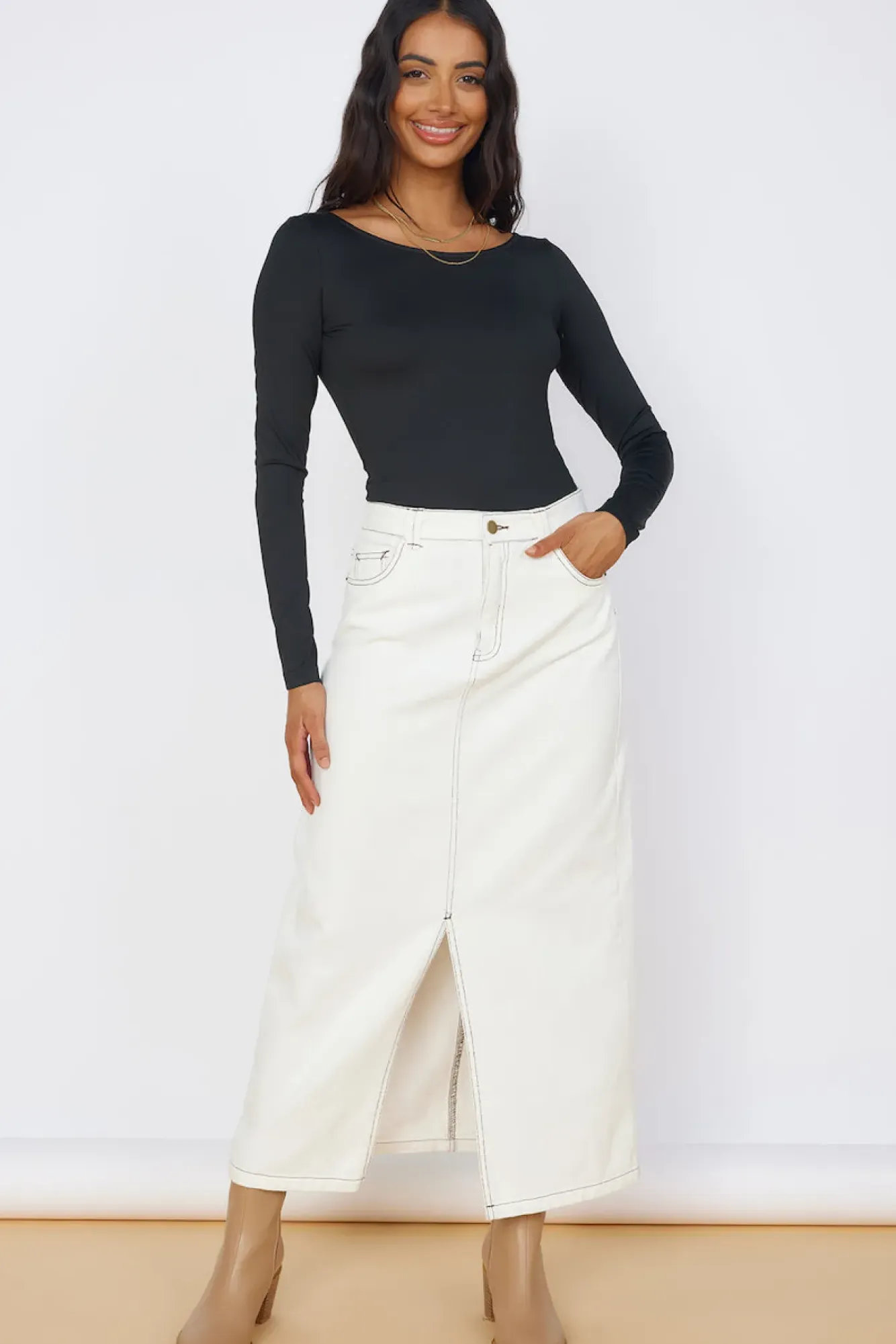 Long Sleeve|Cropped>Hello Molly Blooming Beauty Bodysuit Black