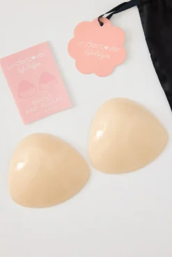 Breast Tape>UNDERCOVER STYLE HELPERS Bombshell Boost Lift Up Pads Nude