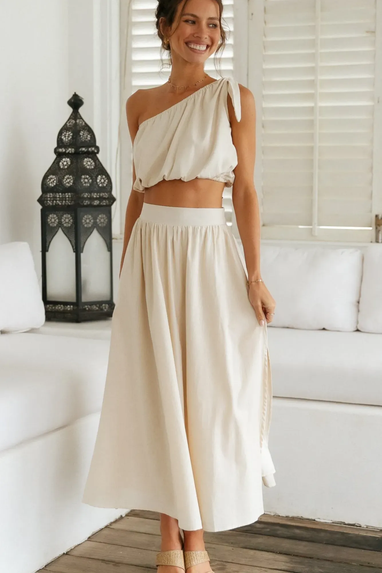Cropped>Hello Molly Bomi Crop Top Beige