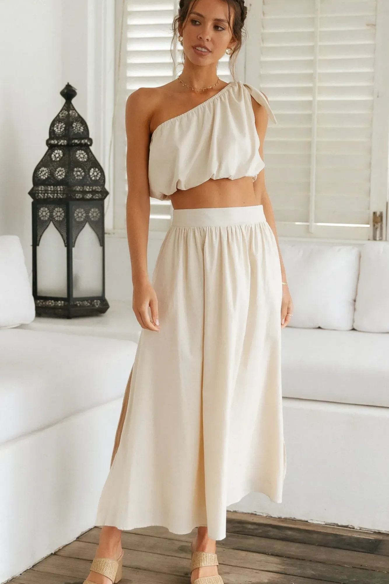 Cropped>Hello Molly Bomi Crop Top Beige