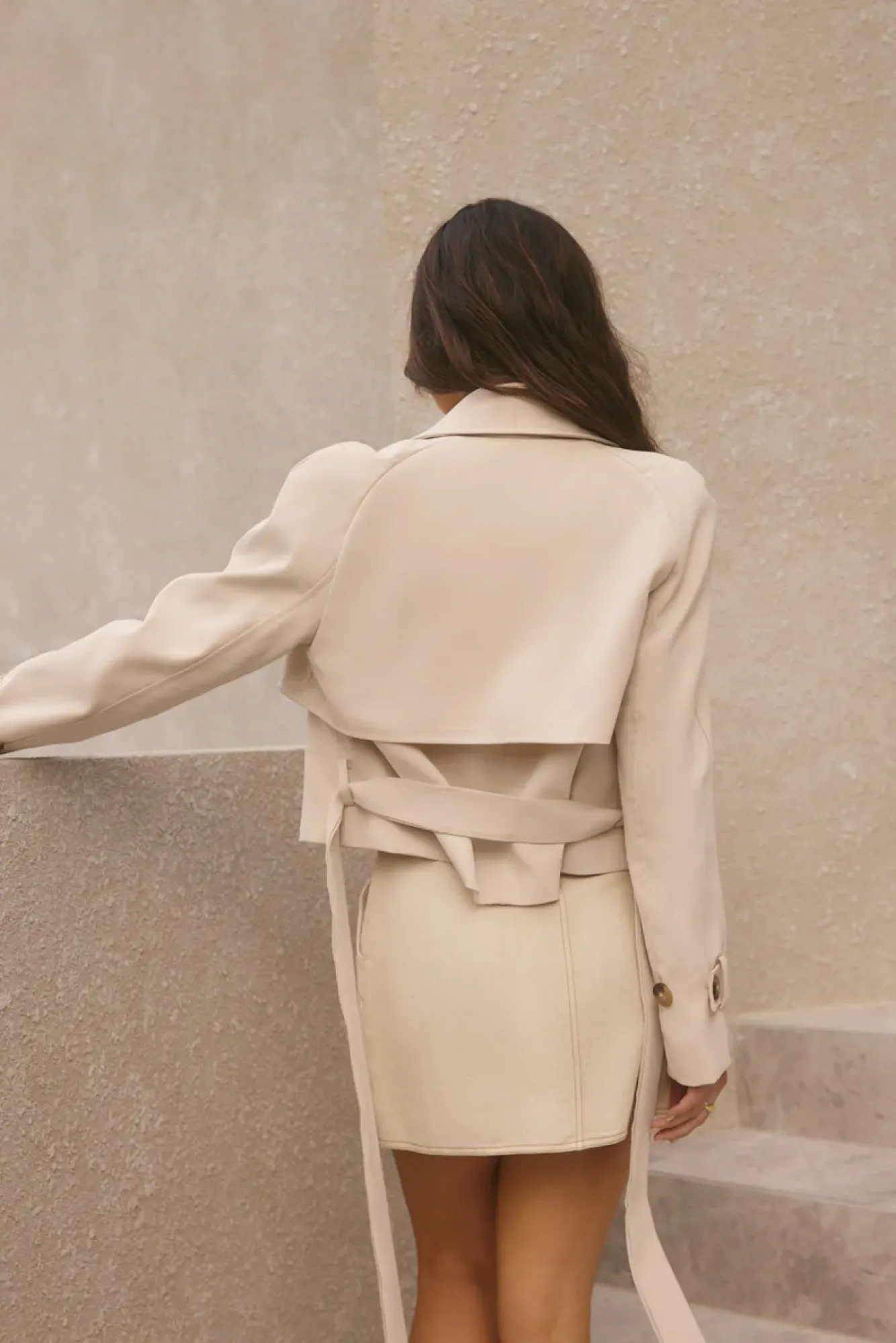 Jackets>Hello Molly Cali Crop Jacket Cream