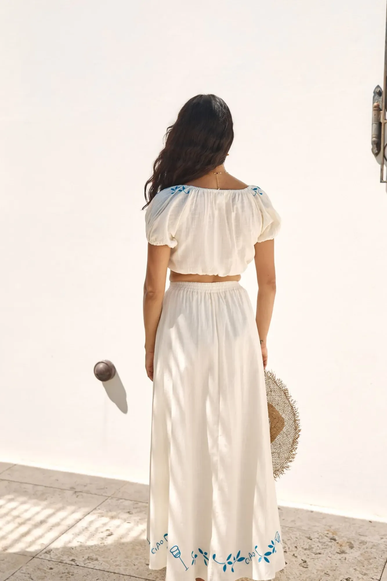Cropped>Hello Molly Ciao Bella Crop Top Beige