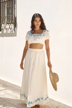 Cropped>Hello Molly Ciao Bella Crop Top Beige