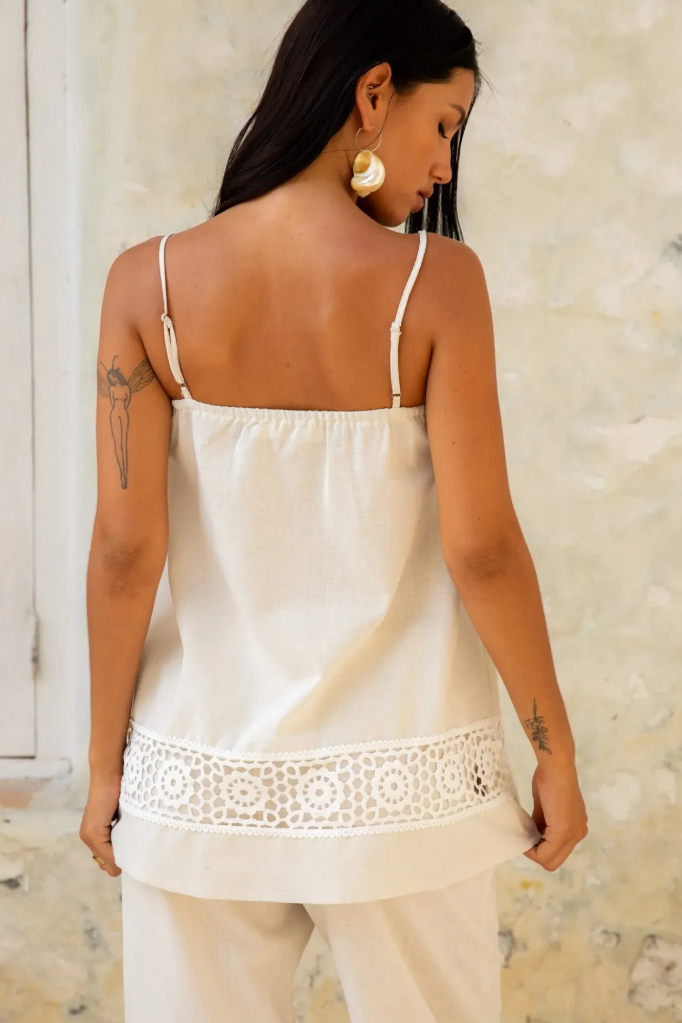 Tank Tops And Singlets|Cropped>Hello Molly Coastal Tour Linen Top Beige