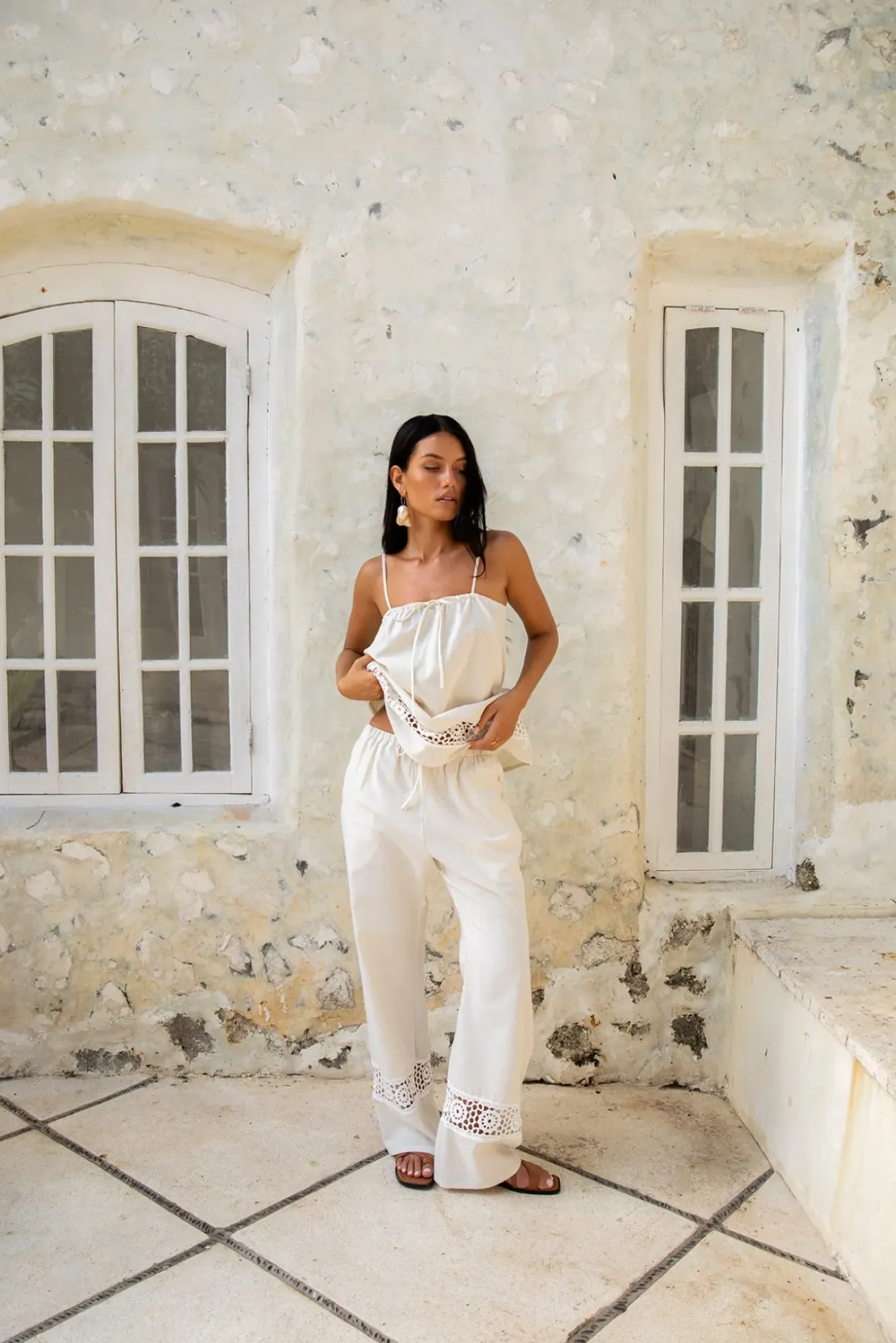 Tank Tops And Singlets|Cropped>Hello Molly Coastal Tour Linen Top Beige
