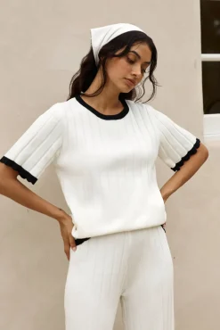 T-Shirts|Cropped>Hello Molly Colder Days Knit Top White