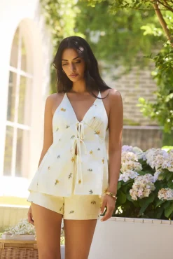 Cropped|Two-Piece Shorts Set>Hello Molly Daisy Days Top Yellow