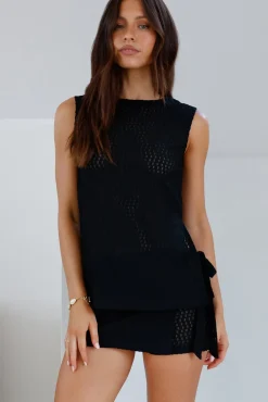 Fashion Tops And Vests|Cropped>Hello Molly Enamoured Vest Top Black