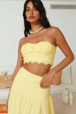 Cropped>Hello Molly Enjoy Daylight Crop Top Yellow