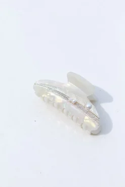 Hair Accessories>Hello Molly Feather Touch Claw Clip Nude