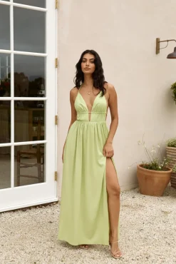 Vacation Dresses|Brunch Dresses>Fortunate One Isla Linen Halter Maxi Dress Green