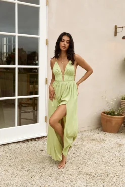 Vacation Dresses|Brunch Dresses>Fortunate One Isla Linen Halter Maxi Dress Green