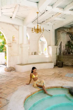 Cover-Ups|Skirts>Fortunate One Marbella Sarong Casablanca Print