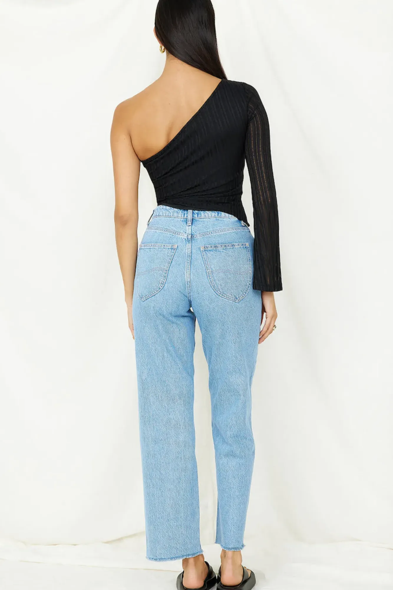 Long Sleeve|Cropped>Hello Molly Hand On My Heart Crop Top Black