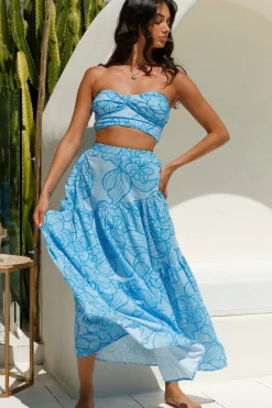 Cropped>Hello Molly Horizon Waves Crop Top Blue