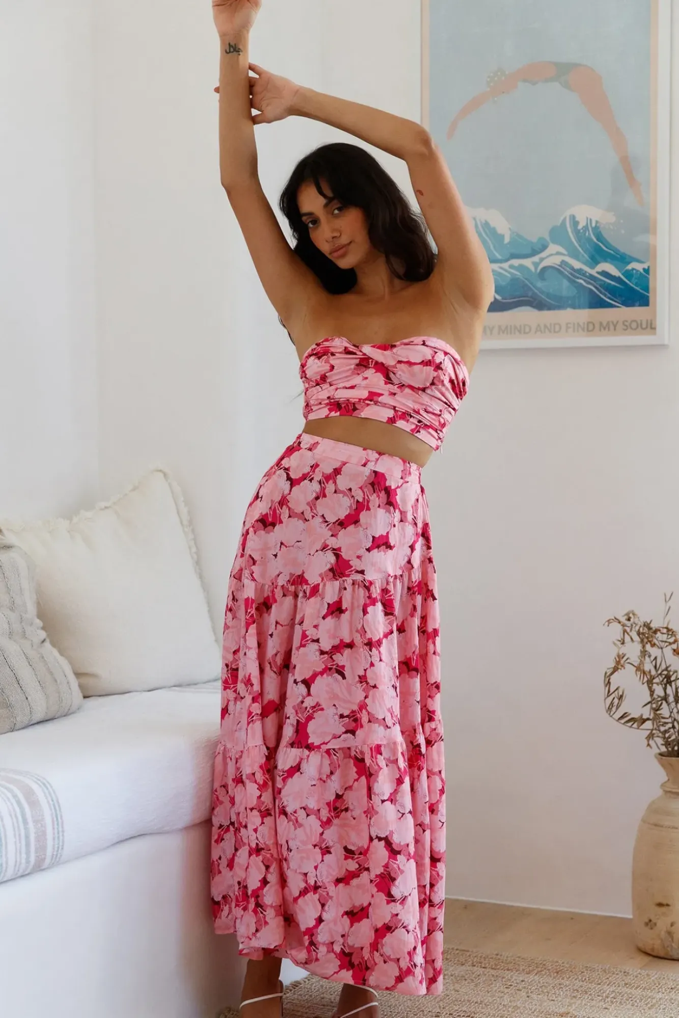 Cropped>Hello Molly Horizon Waves Crop Top Pink