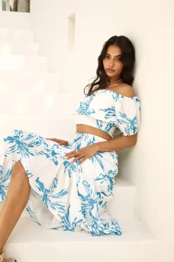 Cropped|Skirt And Top Sets>Hello Molly Island Whisper Off Shoulder Crop Top Blue