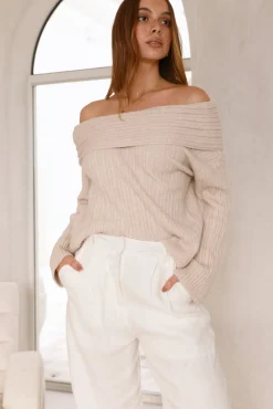Cropped>Hello Molly Kadija Off Shoulder Knit Top Beige