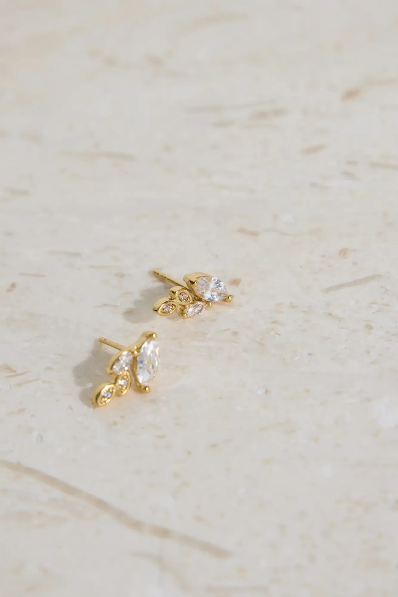 Earrings>Hello Molly 18K Gold Plated Autumn Leaves Earrings Gold