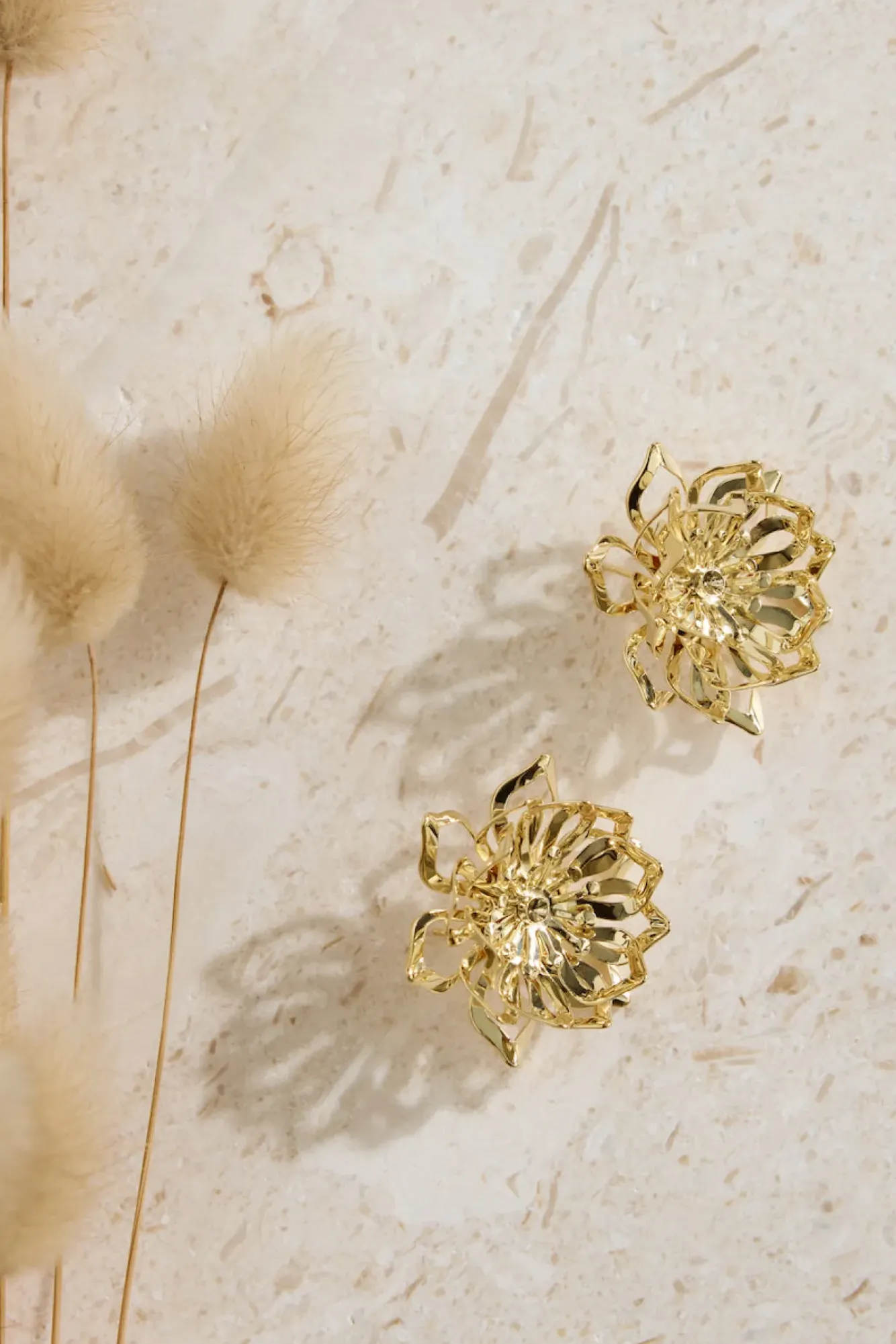 Earrings>Hello Molly 18K Gold Plated On The Glow Earrings Gold