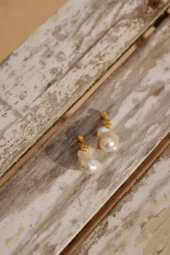 Earrings>Hello Molly 18K Gold Plated Precious Pearls Earrings Gold