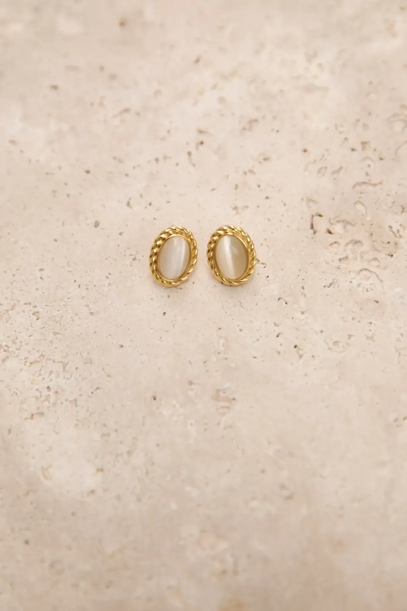 Earrings>Hello Molly 18k Gold Plated Vintage Love Earrings Gold