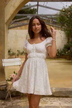 Brunch Dresses|Casual Dresses>Hello Molly Lullaby of Lilies Mini Dress White