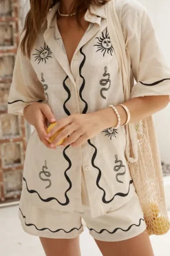 Two-Piece Shorts Set>Hello Molly Natural Instincts Set Beige