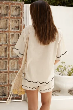 Two-Piece Shorts Set>Hello Molly Natural Instincts Set Beige