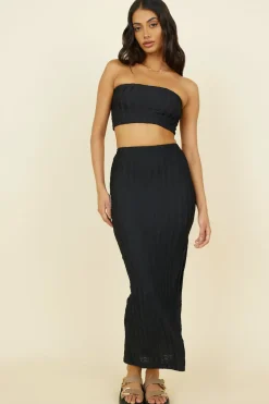 Cropped>Hello Molly Poolside Adventure Crop Top Black