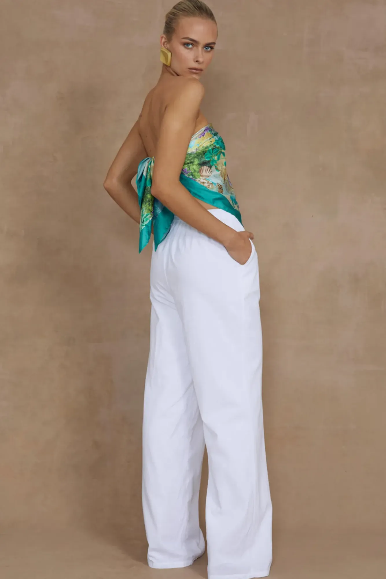 Cropped>RUNAWAY THE LABEL Kadem Scarf Esme Print