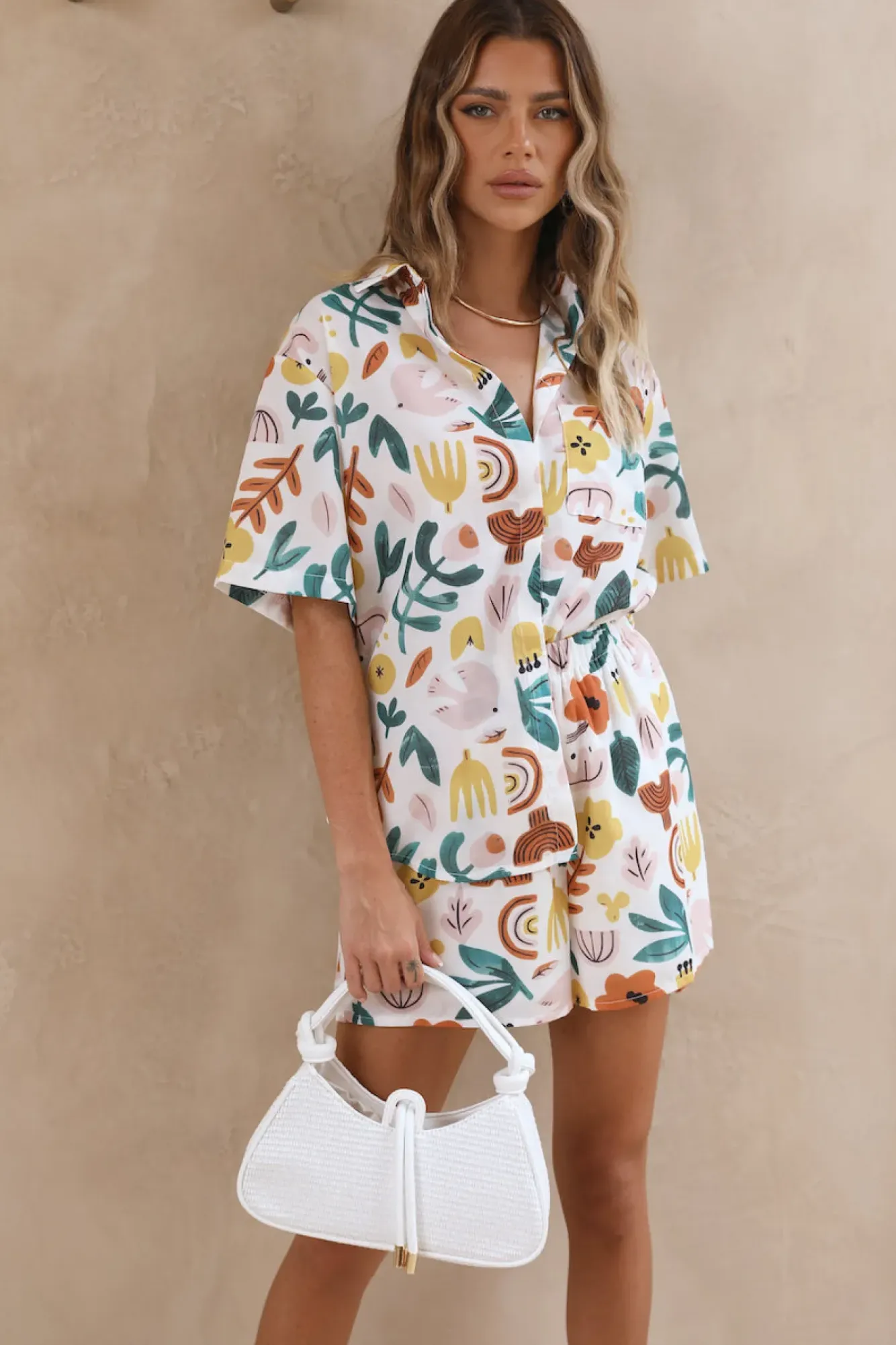 Shorts>Hello Molly Sandy Stroll Shorts Multi