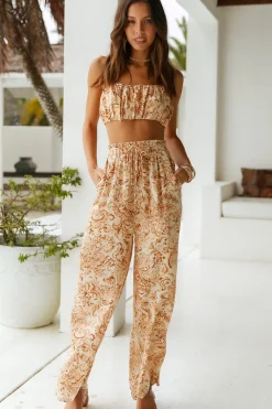 Pants>Hello Molly Sandy Views Pants