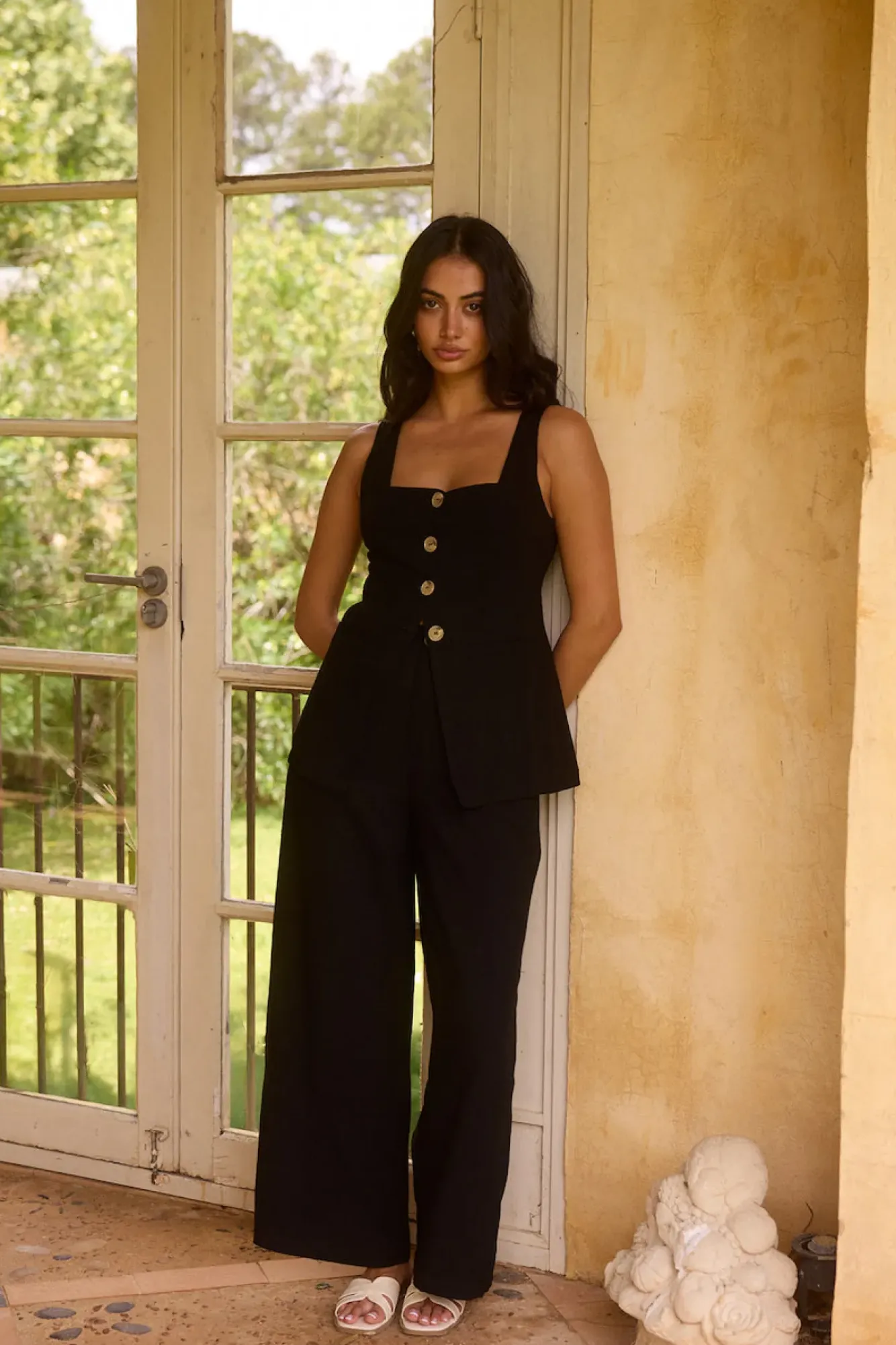 Cropped|Two-Piece Pants Set>Hello Molly Shell Island Top Black