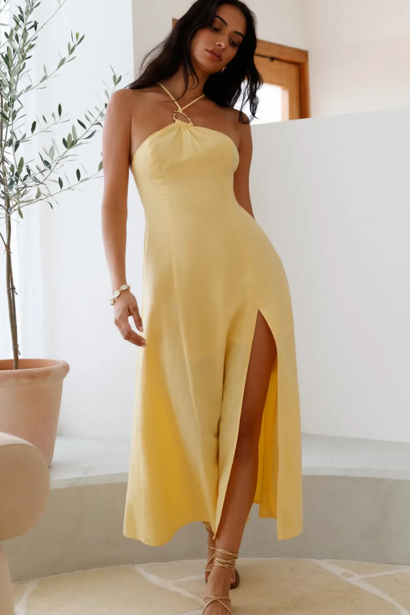 Cocktail Dresses|Vacation Dresses>Hello Molly She's Captivating Midi Dress Yellow
