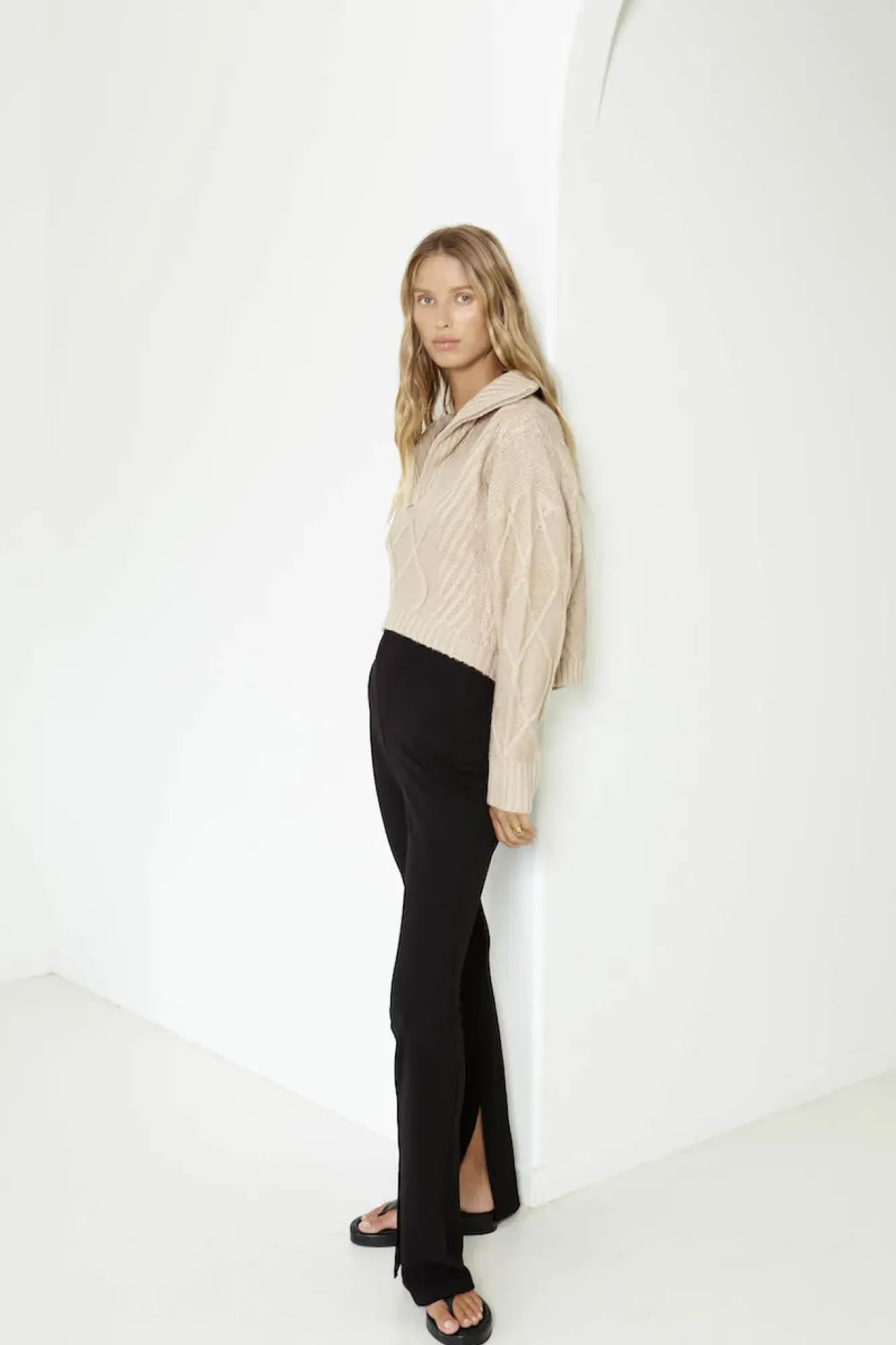 Jumpers|Long Sleeve>SNDYS Jax Crop Jumper Beige
