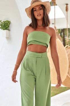 Cropped>Hello Molly Solaris Crop Top Green