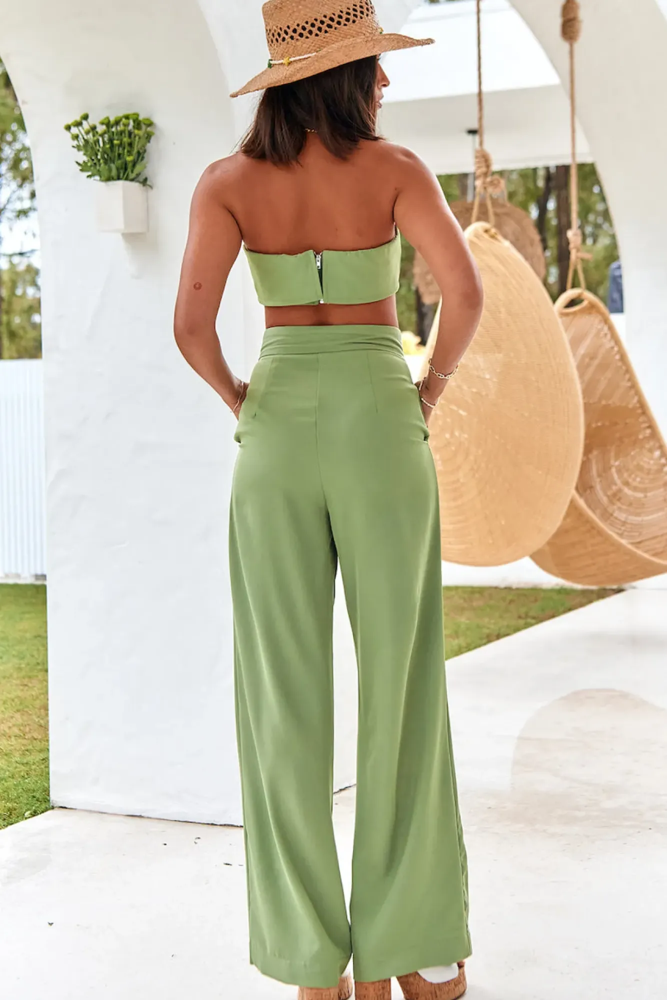 Cropped>Hello Molly Solaris Crop Top Green