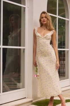 Spring Break Dresses|Date Night Dresses>Hello Molly Summertime Sweetheart Maxi Dress Yellow