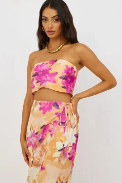 Cropped>Hello Molly Sun On My Shoulder Crop Top Floral