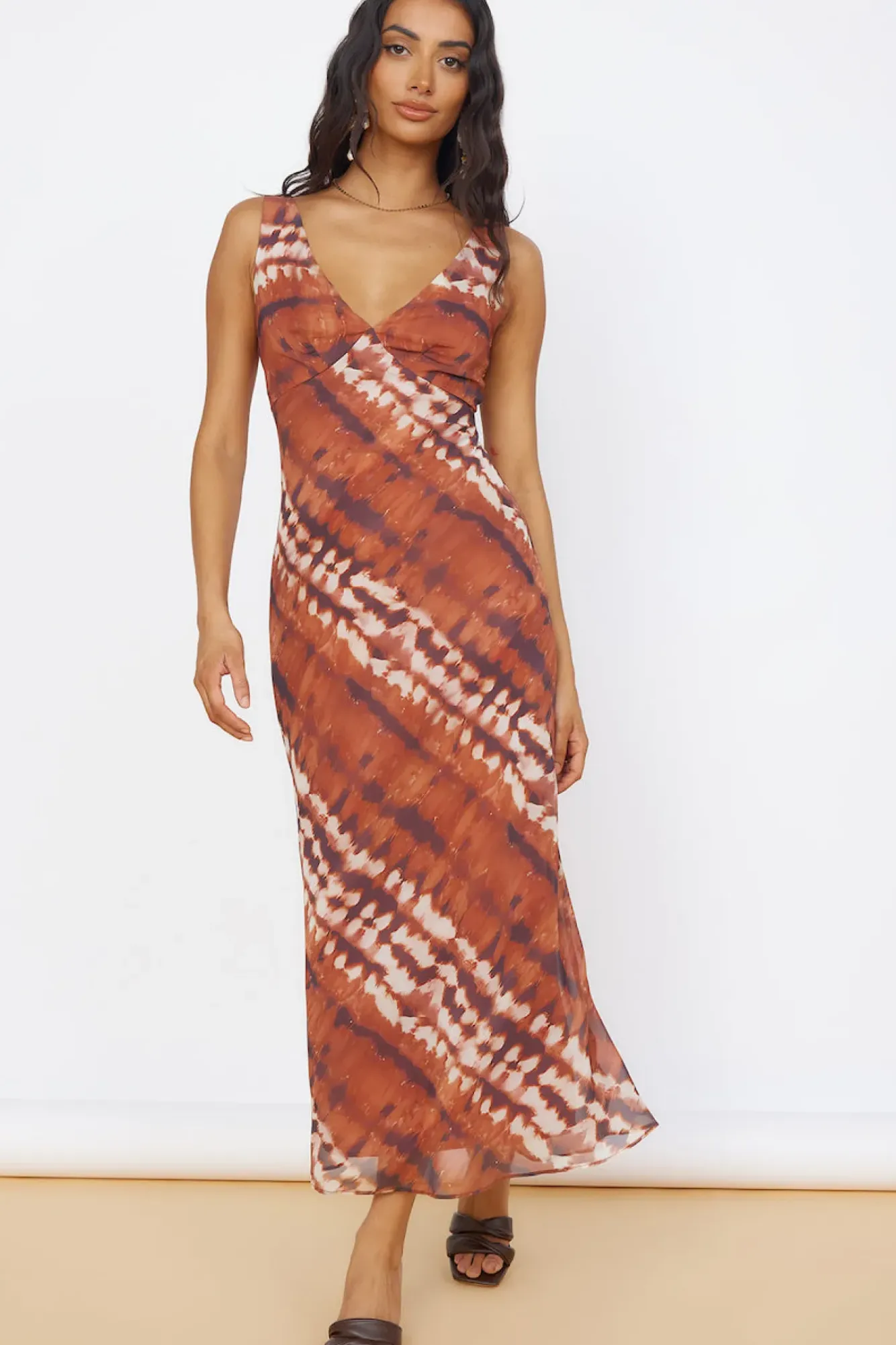 Vacation Dresses|Multipattern Dresses>Hello Molly Sweet Reflections Maxi Dress Brown