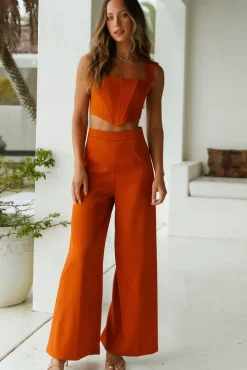 Cropped>Hello Molly Thrill Of The Ride Crop Top Rust