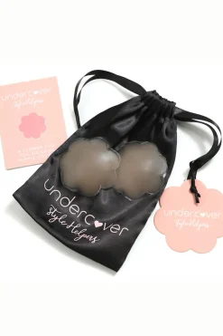 Breast Tape>Hello Molly UNDERCOVER STYLE HELPERS A Flower For You Nipple Covers Nude