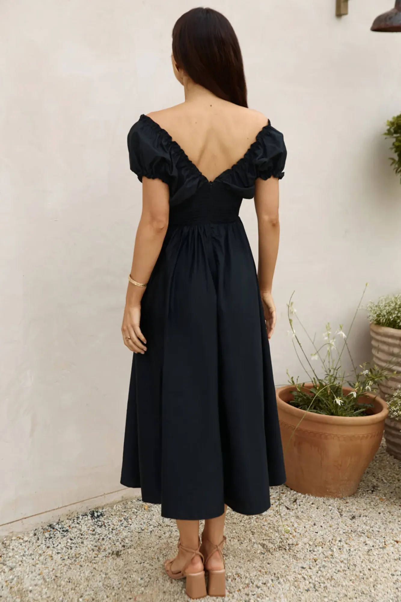 Cocktail Dresses|Date Night Dresses>Hello Molly Upon A Dream Midi Dress Black