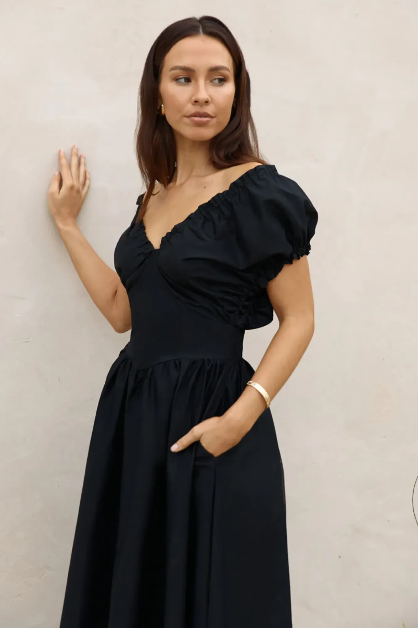 Cocktail Dresses|Date Night Dresses>Hello Molly Upon A Dream Midi Dress Black