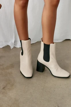 Boots>Verali Link Chelsea Gusset Boots Bone
