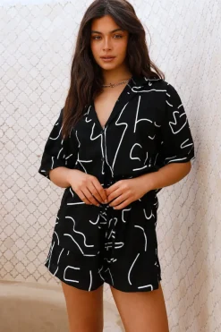 Cropped|Two-Piece Shorts Set>Hello Molly Vibrant Sunrise Set Black