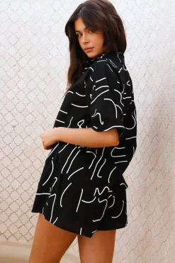Cropped|Two-Piece Shorts Set>Hello Molly Vibrant Sunrise Set Black